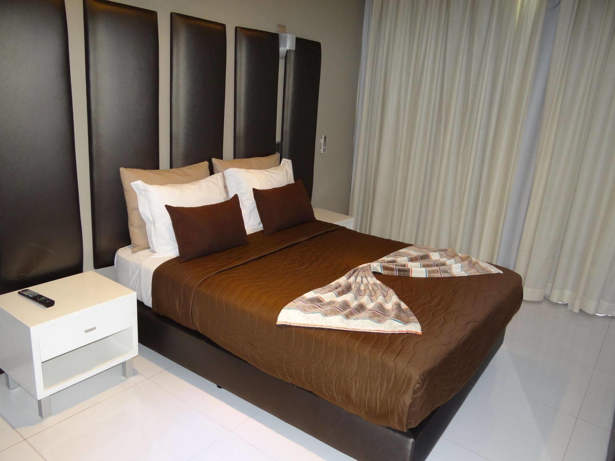 Rk Suite Hotel Luanda Luaran gambar
