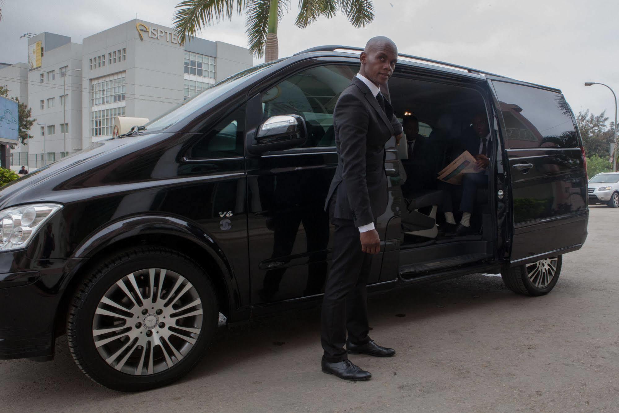 Rk Suite Hotel Luanda Luaran gambar
