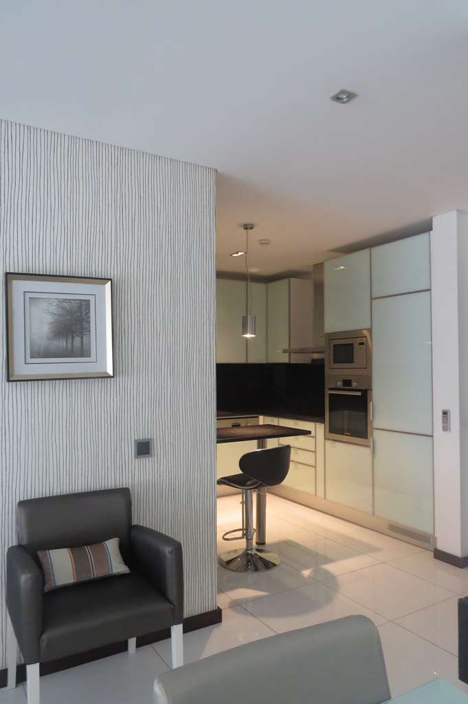 Rk Suite Hotel Luanda Bilik gambar